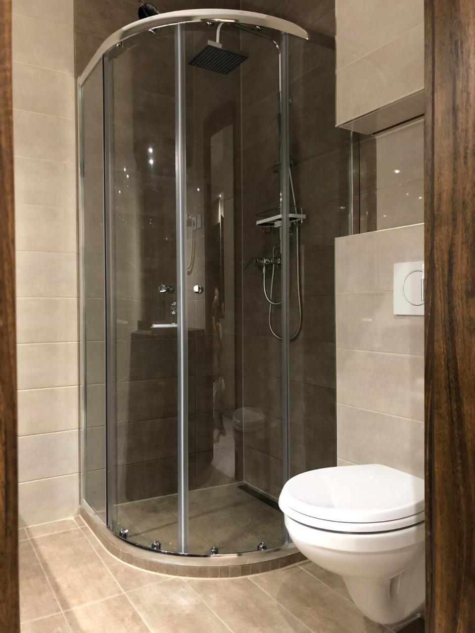 Nice Wellness Apartman Siofok Ngoại thất bức ảnh