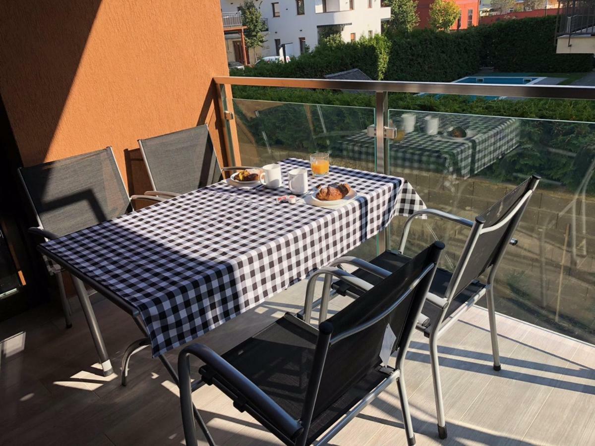 Nice Wellness Apartman Siofok Ngoại thất bức ảnh