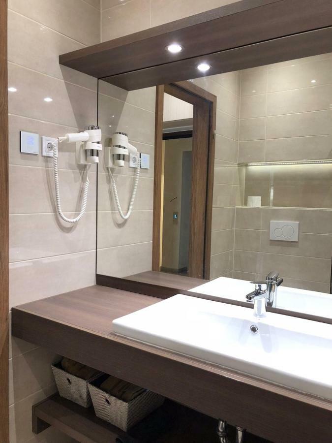 Nice Wellness Apartman Siofok Ngoại thất bức ảnh